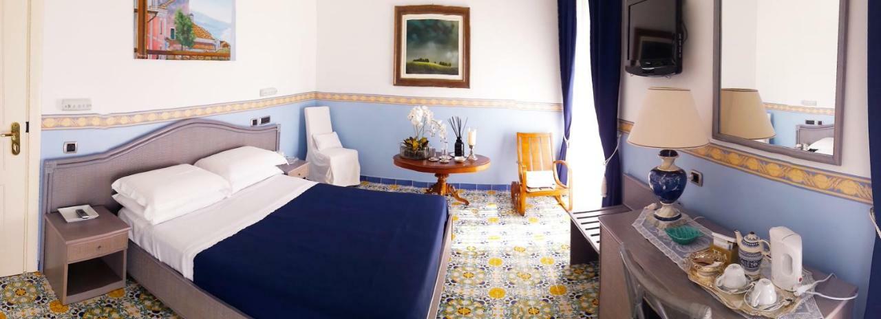 Hotel Stella Maris Casal Velino Exterior photo